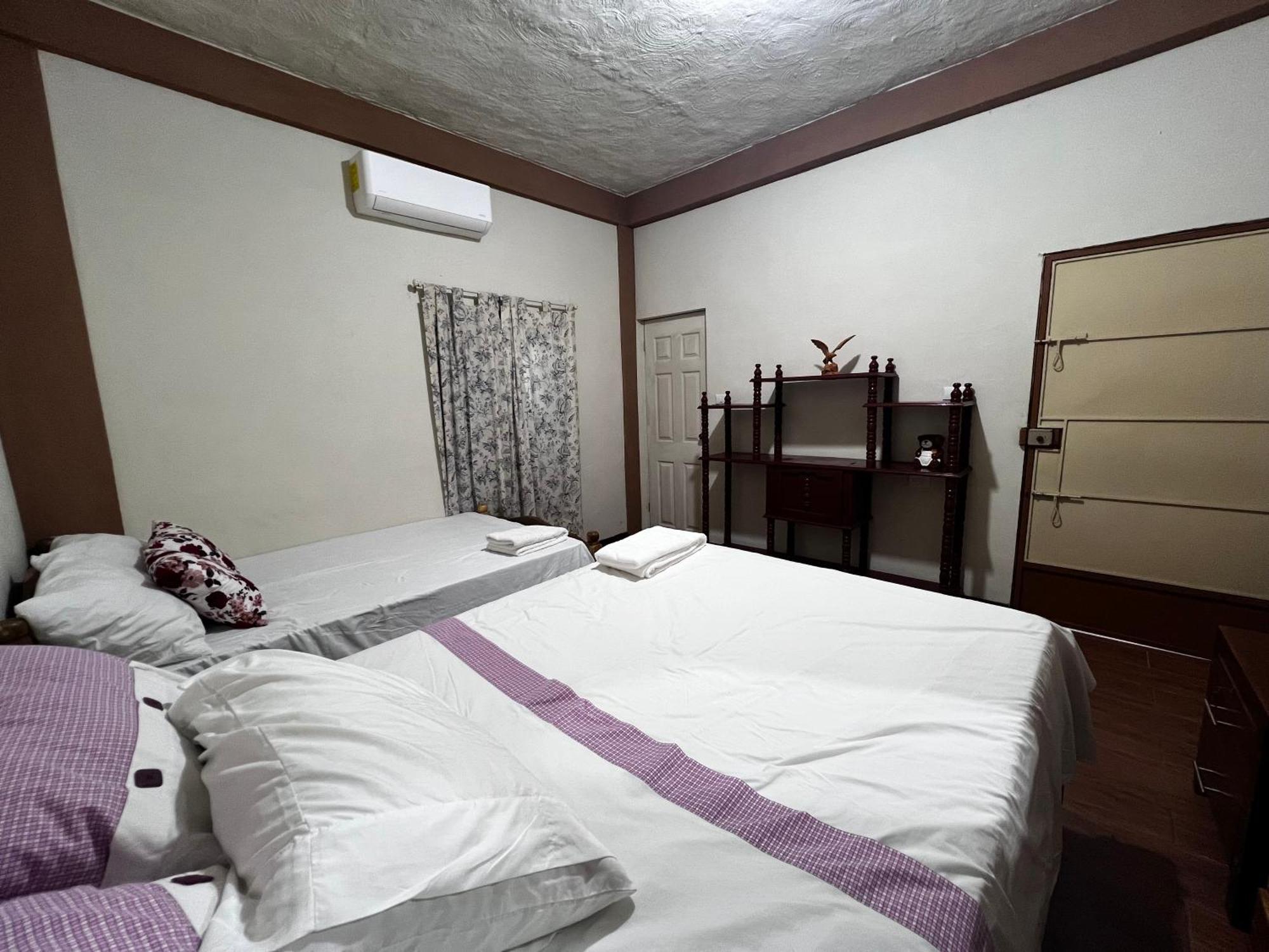 Ibania Hostal Tamanique Exterior foto